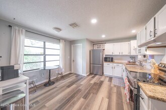 1816 Nanton St NW in Palm Bay, FL - Building Photo - Building Photo