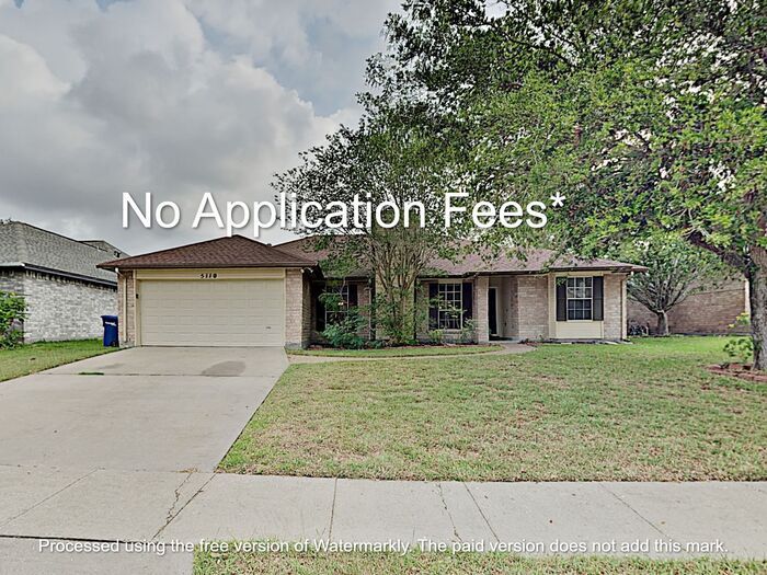 5110 Toledo Dr in Corpus Christi, TX - Building Photo