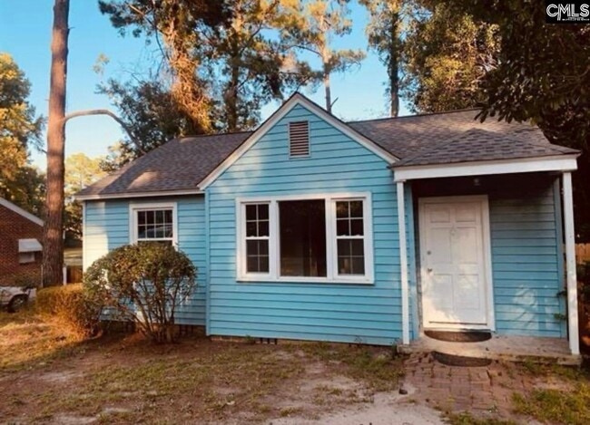 property at 612 S Beltline Blvd