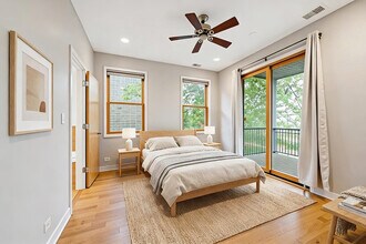 1855 W Armitage Ave in Chicago, IL - Building Photo - Building Photo