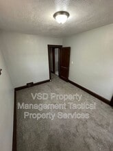 4024 E 143rd St in Cleveland, OH - Building Photo - Building Photo