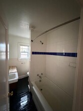 440 B St in Ashland, OR - Building Photo - Building Photo