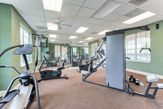 Matthew Ridge Apartments in Houston, TX - Foto de edificio - Building Photo