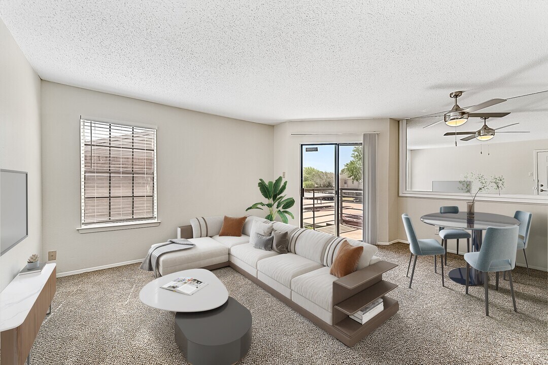 The Hudson in North Richland Hills, TX - Foto de edificio