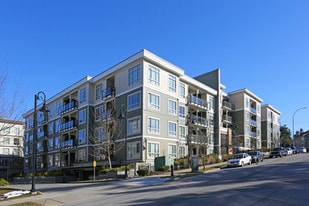 13789 107A Ave in Surrey, BC - Building Photo