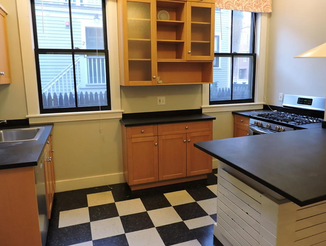 property at 31 Athens St