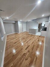 914 E Passyunk Ave, Unit 2F in Philadelphia, PA - Building Photo - Building Photo