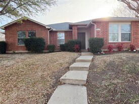 2531 Barksdale Dr in Rockwall, TX - Building Photo