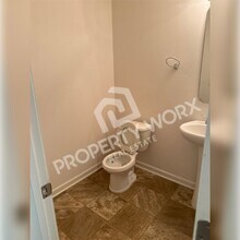 108 Pebble Brook Ct in Rocky Mount, NC - Building Photo - Building Photo