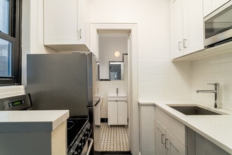 52-25 Skillman Ave in Queens, NY - Building Photo - Building Photo