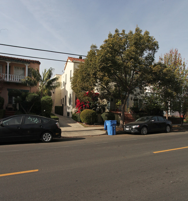 1937 Talmadge St in Los Angeles, CA - Building Photo - Building Photo