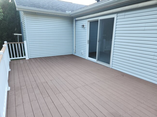 667 Winesap Cir in Howard, OH - Building Photo - Building Photo