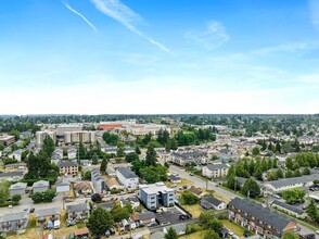 Cedar Place in Tacoma, WA - Building Photo - Interior Photo