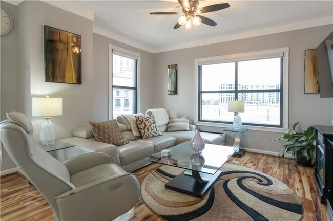 property at 3040 Peachtree Rd