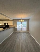 401 Wynnes Ridge Cir SE in Marietta, GA - Building Photo - Building Photo