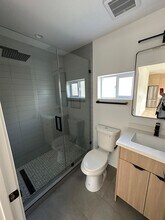 6406 Riverton Ave in Los Angeles, CA - Building Photo - Building Photo