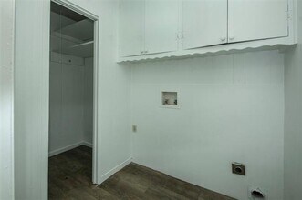 1925 Hilltop Dr in Garland, TX - Building Photo - Building Photo