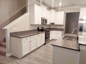 17472 Radiant Shine Way in Lutz, FL - Foto de edificio - Building Photo