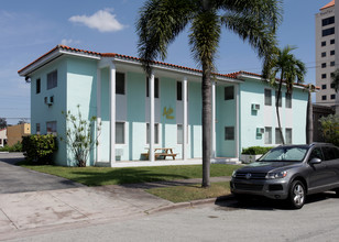 Marko Terrace in Coral Gables, FL - Building Photo - Building Photo