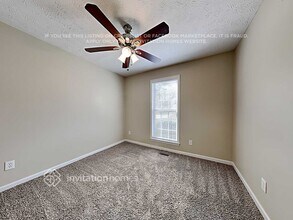 3933 Edgebrook Dr in Flowery Branch, GA - Building Photo - Building Photo