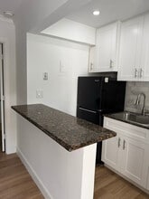 1014 Salzedo St in Coral Gables, FL - Building Photo - Building Photo