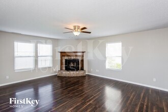 9518 W Midnight Dr in Pendleton, IN - Foto de edificio - Building Photo