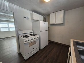 409 W Routt Ave in Pueblo, CO - Foto de edificio - Building Photo