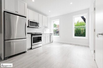 84 Carroll St in Brooklyn, NY - Building Photo - Building Photo