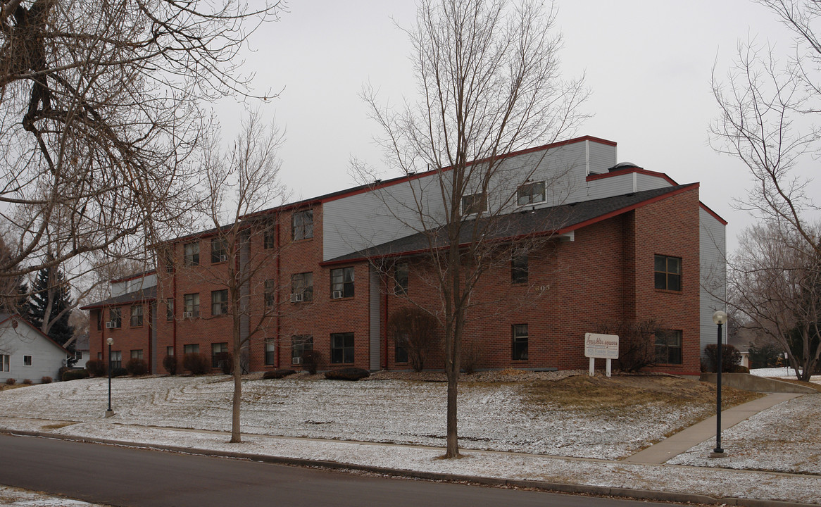 Franklin Square in Colorado Springs, CO - Building Photo