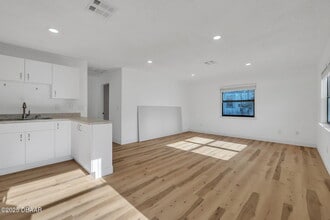 4873 Orange Blvd in Port Orange, FL - Building Photo - Building Photo