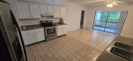 3177 Coral Hills Dr in Coral Springs, FL - Building Photo - Building Photo