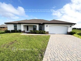 311 Tandil St in Punta Gorda, FL - Building Photo