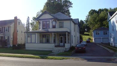 412 College Ave in Bluefield, WV - Building Photo - Building Photo