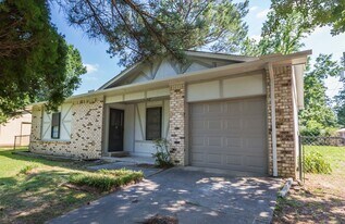 10 Greenhaven Pl in Jacksonville, AR - Building Photo