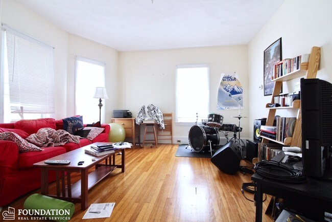 18 Fairbanks St-Unit -1 in Boston, MA - Building Photo - Building Photo