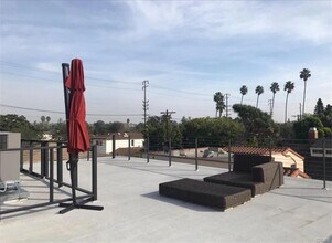 2538 Tilden Ave in Los Angeles, CA - Building Photo - Building Photo