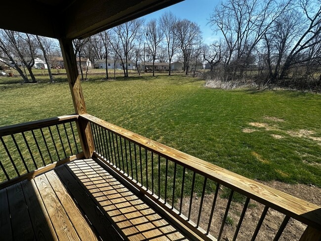 5310 Crystal Dr in St. Joseph, MO - Building Photo - Building Photo