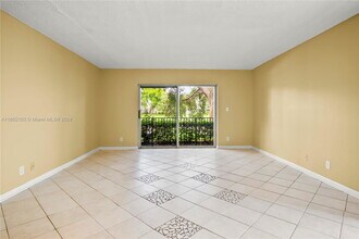 113 Gardens Dr in Pompano Beach, FL - Building Photo - Building Photo