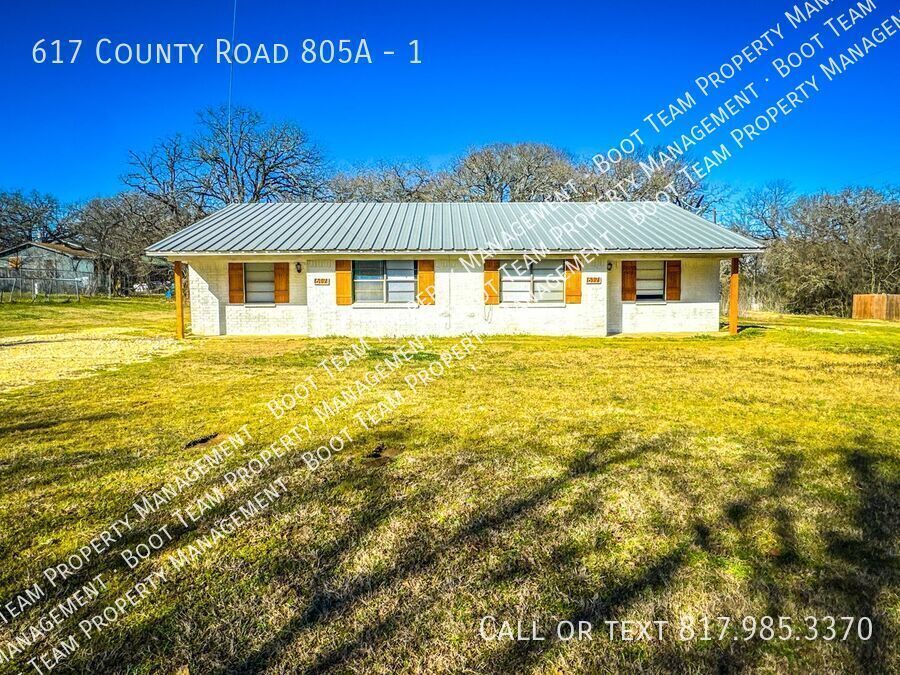 617 County Rd 805A in Cleburne, TX - Building Photo