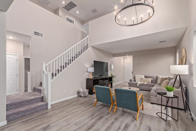 3369 E Lafayette Ave in Gilbert, AZ - Building Photo - Building Photo