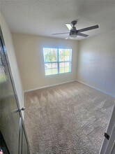 2853 Grandbury Grove Rd in Lakeland, FL - Foto de edificio - Building Photo