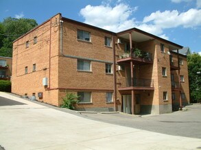 1589-1599 Glen Parker Hwy in Cincinnati, OH - Foto de edificio - Building Photo