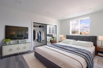 11155 Huston St in Los Angeles, CA - Building Photo - Building Photo