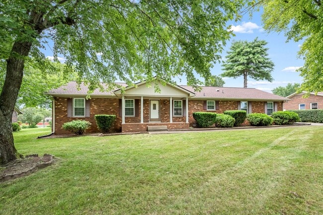 property at 1612 Magnolia Dr