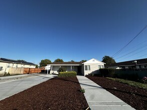 2026 W Ave 134th in San Leandro, CA - Building Photo - Building Photo