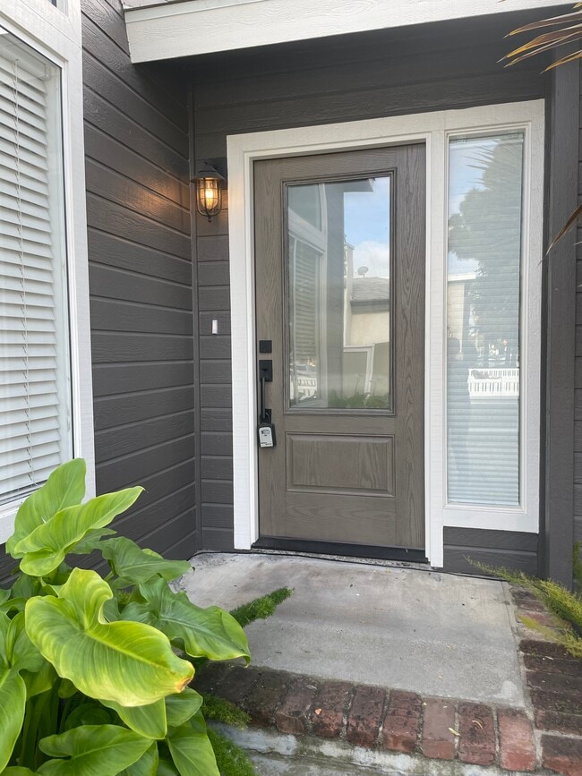 2220 Curtis Ave, Unit #A in Redondo Beach, CA - Foto de edificio - Building Photo
