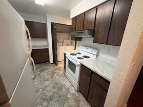 1203 S Olympia Pl in Kennewick, WA - Building Photo - Building Photo