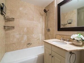 3 Avery St, Unit 602 in Boston, MA - Foto de edificio - Building Photo