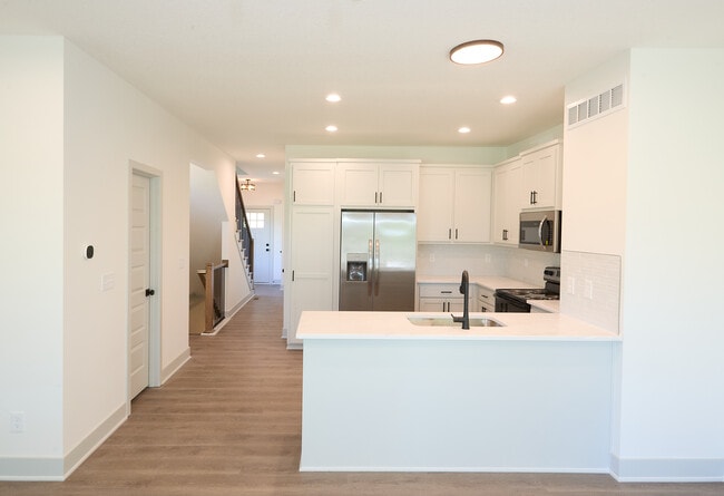 Eagle Creek Townhomes in De Soto, KS - Foto de edificio - Building Photo