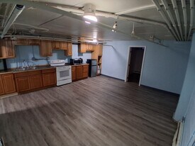 1528 S Cushman St in Fairbanks, AK - Building Photo